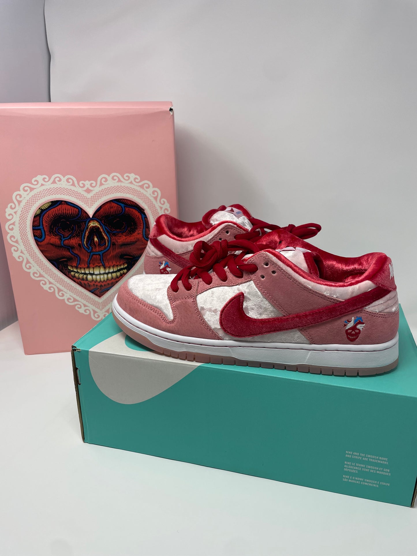 Strangelove Nike Sb Dunk low Special Box