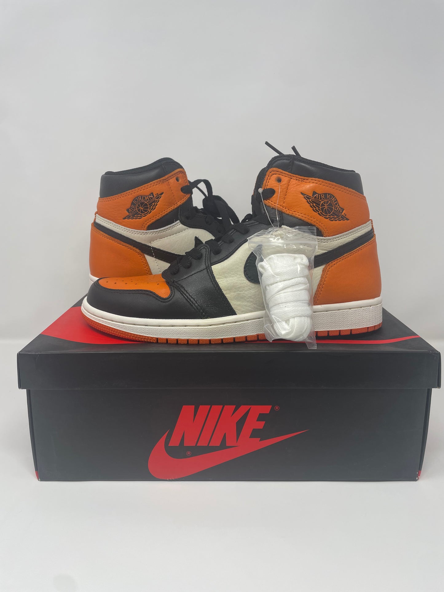 Shattered Backboard Jordan 1 High OG